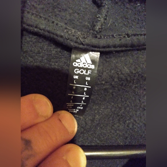Selling my Adidas golf.hoodie men's size.large - Picture 3 of 3